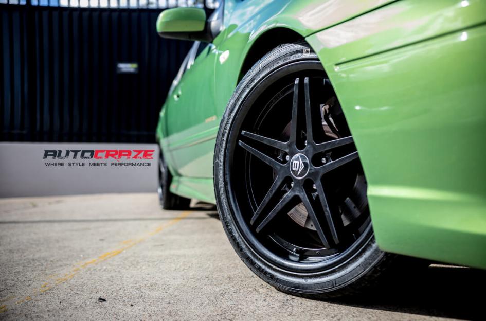 FORD FALCON CONQUEST MATTE BLACK